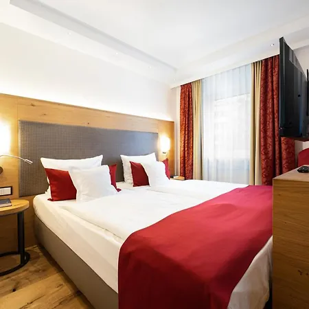 Park Laim Hotel 4*