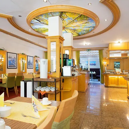Park Laim Hotel 4*