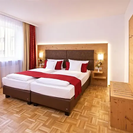 Park Laim Отель 4*