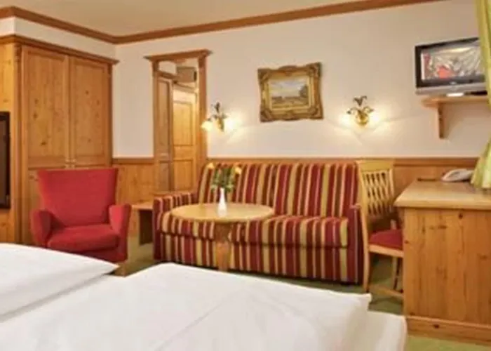 Park Laim Hotel 4*